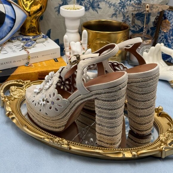 🆕 KURT GEIGER LONDON 🧿 NWOB Flower Platform Sandal, Bone Suede Sz EU 37 US 7 - Picture 12 of 16